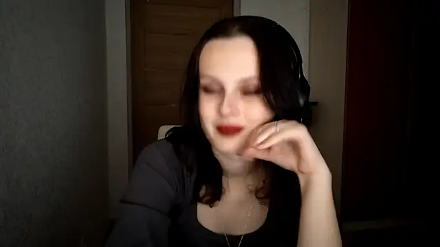 LouiseMarengo's cam snapshot