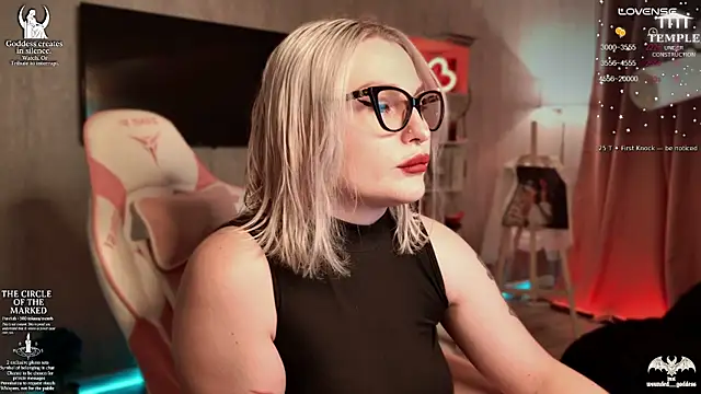 Wounded_Goddess_'s cam snapshot