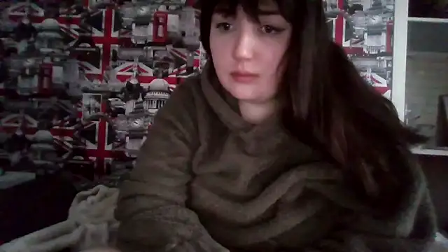 Lynylou's cam snapshot