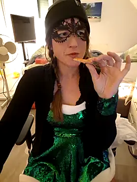 NaughtyCatgirl's cam snapshot