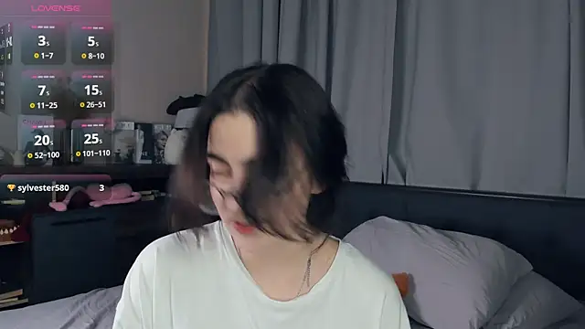 DracosMoon live sex cam