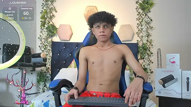 _taylor_black live sex cam