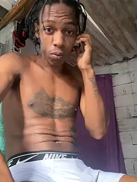 Larry-n-clouds's cam snapshot