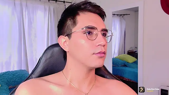 Chris_Maddox's cam snapshot