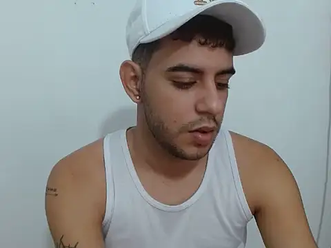 pinky_7's cam snapshot