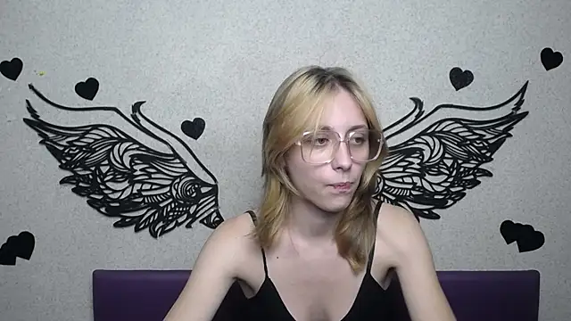 TracyLll's cam snapshot