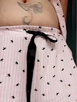 irinamaux live sex cam