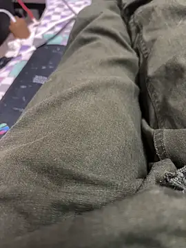 chocolate_boy45's cam snapshot