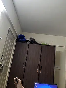 tamildarli's cam snapshot