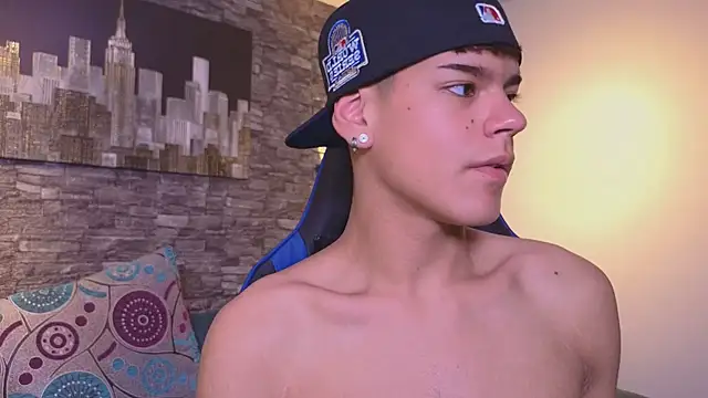 kevienmiet live sex cam