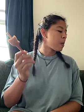 AshleyLoveee live sex cam