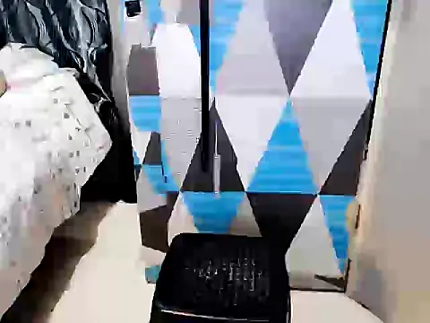 Savannah_Cock live sex cam