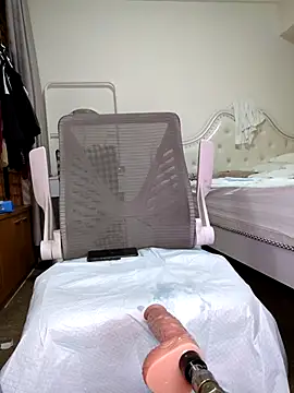 LILYsweetfcup live sex cam