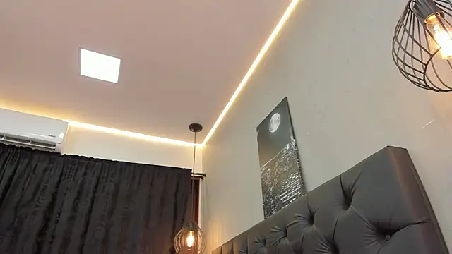 violet_and_myers live sex cam