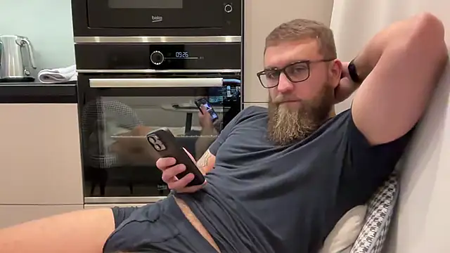 Bear_bear_ live sex cam