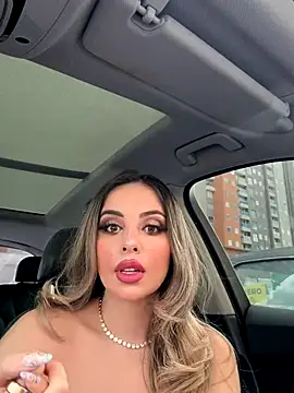 Alirawrz live sex cam