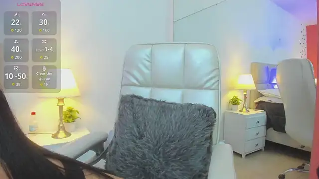 ChloeHarper_ live sex cam