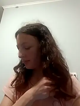 AlisKiv live sex cam