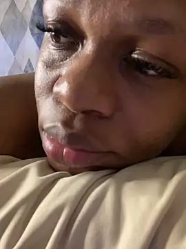 Boneca25 live sex cam