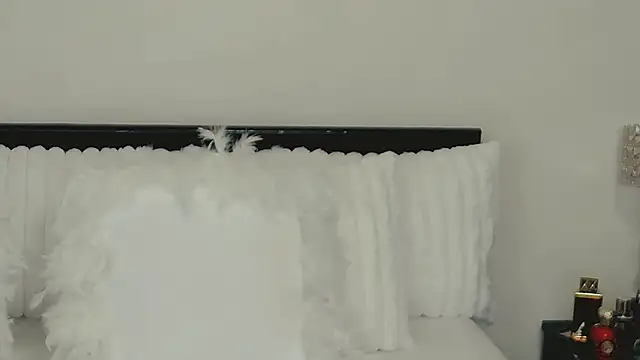 Giselle-Reine live sex cam