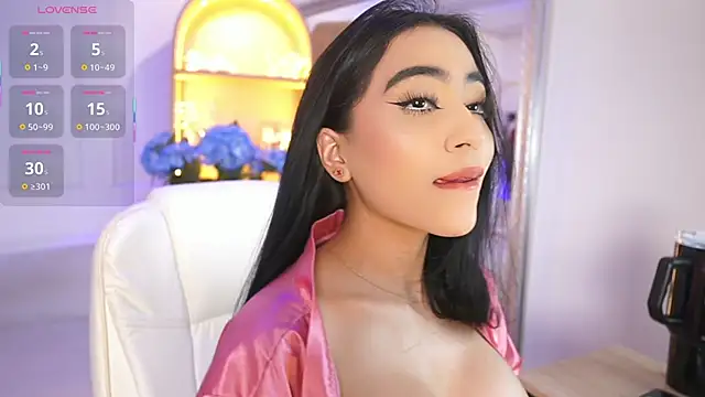 elasummer live sex cam