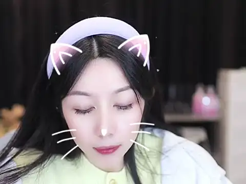 Nuyoah-77 live sex cam