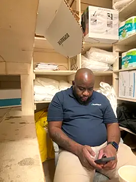 africandickxxl live sex cam