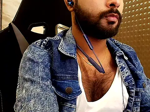 RuvoxXneXo live sex cam