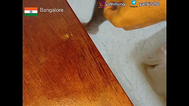 KingCobraClassy live sex cam