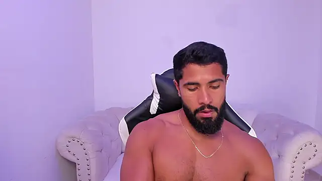 Santiago_huntt live sex cam