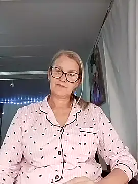 irinamaux live sex cam