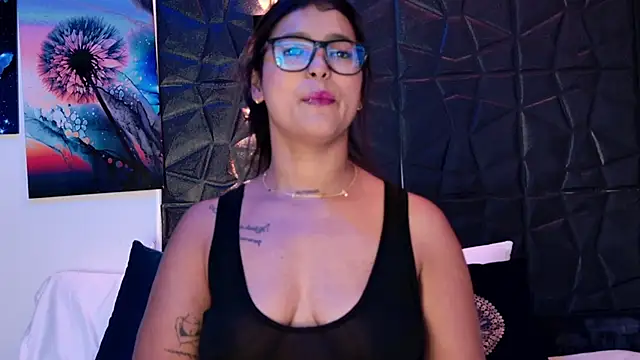 graceymilf666 live sex cam