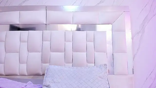 BritneyCollins live sex cam