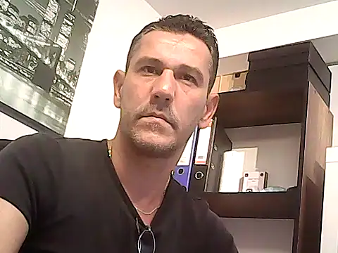 mastercharisma35 live sex cam