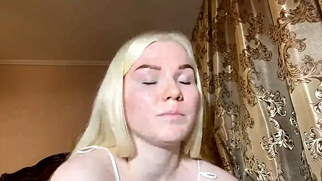 LynellMahe's cam snapshot