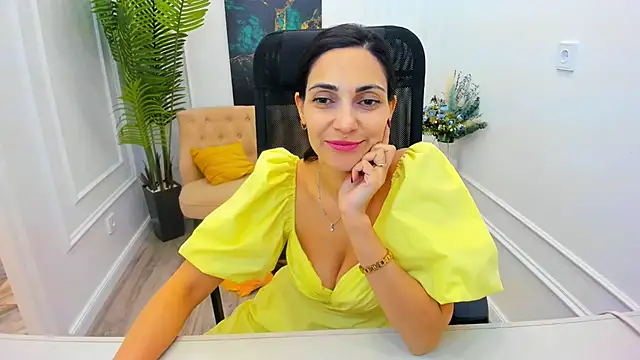 AllaYerty live sex cam