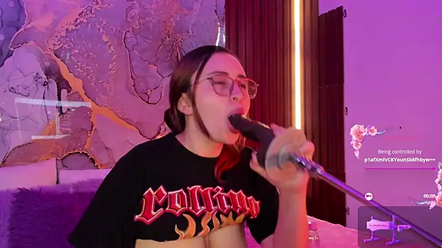 centaurigirl live sex cam