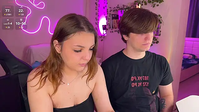 RobertAndLinela live sex cam