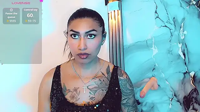 khiara_moretti live sex cam