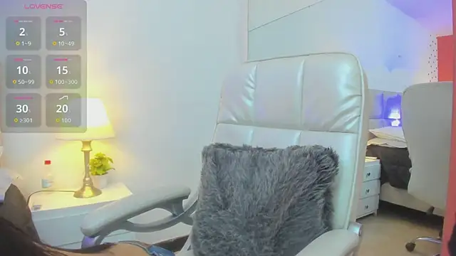 ChloeHarper_ live sex cam