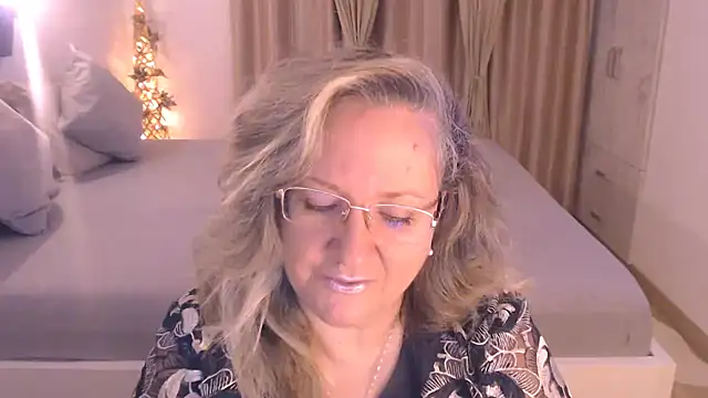 Raisshy live sex cam