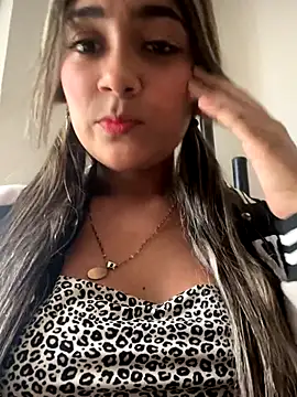 Sweed-virgin-pussy live sex cam