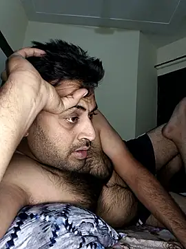 ITZ_GURU live sex cam