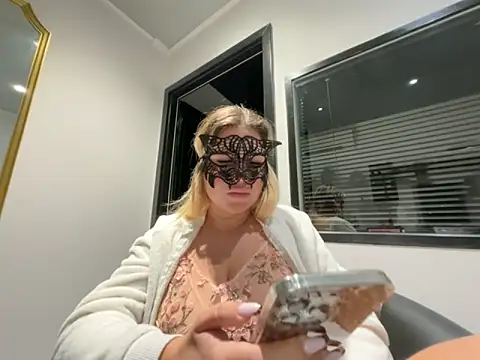 Loredanaa_a's cam snapshot