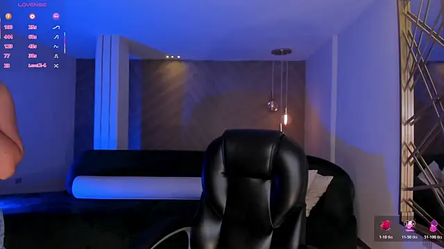 MartinnaBonnet live sex cam