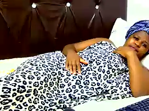 SexyLadyBoosxx's cam snapshot