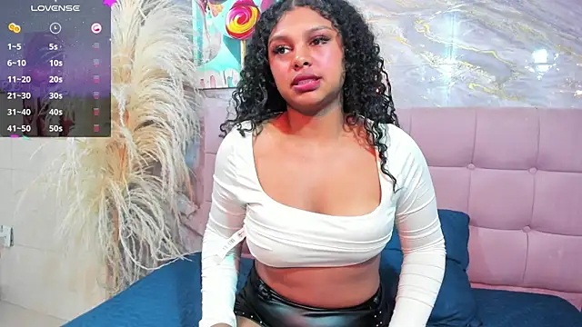 roxy_wildd's cam snapshot