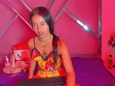 CloeMorenti_'s cam snapshot