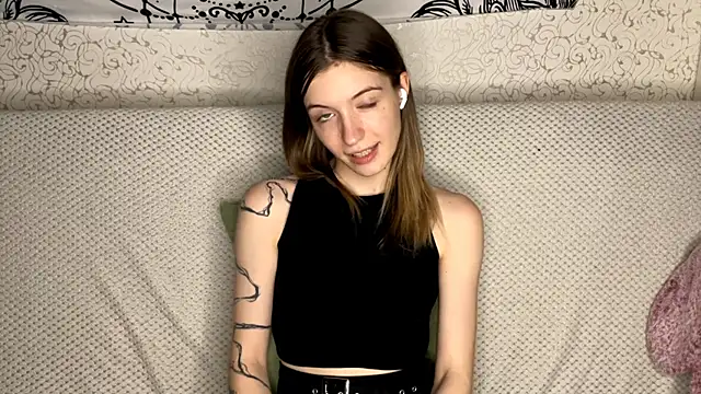 MiriamDongo's cam snapshot