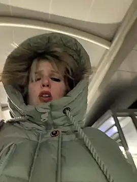 Sexybiene969 live sex cam